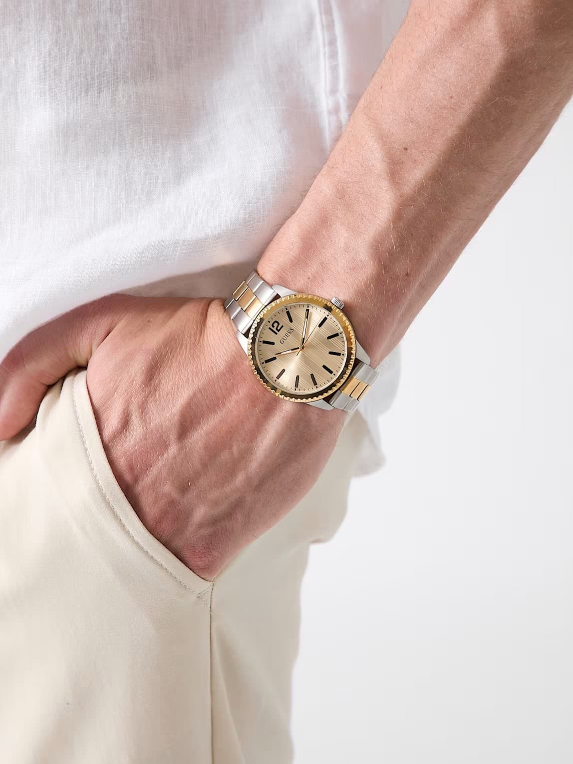 Guess 40mmSilver-tone and gold analog watch GW1062G4